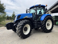 New Holland T7060