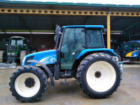 NEW HOLLAND TL100A