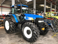 New Holland TM 175