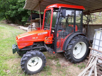 Prodaje se traktor goldoni  aster 45 prvi vlasnik kupljen u hr