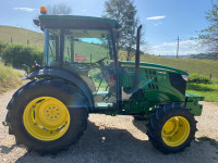 Prodajem traktor John Deere 5090 GF