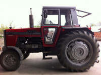 PRODAJEM TRAKTOR MF 595