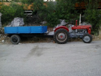 Prodajem traktor İMT 533 sa prikolicom kipericom