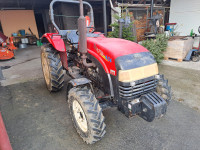 Prodajem traktor YTO 404 prvi vlasnik