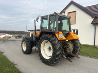 Renault 133.54 traktor