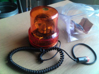 ROTIRKA MAGNETNA ,12 V ,ZA POLJOPRIVREDNE I RADNE  STROJEVE