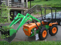 TOMO VINKOVIĆ 731 - 732 SA PREDNJIM UTOVARIVAČEM