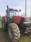 Traktor Case MX120
