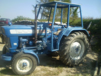 TRAKTOR FORD  3000