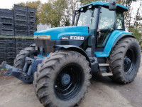 traktor ford 8670