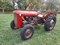 Traktor Imt 533