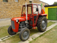 Traktor IMT 539