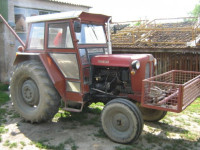 Traktor IMT 558