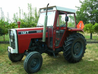 Traktor IMT 560
