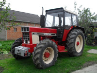 Traktor Internacional IHC 1246