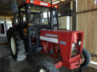 Traktor International 624s