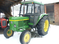 traktor JOHN DEERE 1030