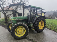 Traktor John Deere 2140