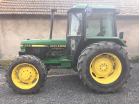 Traktor John Deere 2250,klima,getriba 40km/h