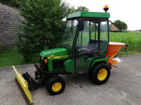 Traktor John Deere 455