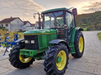 Traktor John Deere 6100