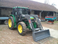 Traktor John Deere 6210