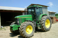 TRAKTOR JOHN DEERE 7700