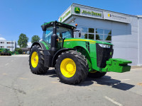 Traktor John Deere 8320R