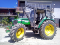 Traktor Renault ceres 330 -JD.3300