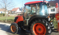 Traktor KUBOTA M7040