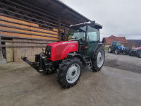 Traktor Massey Ferguson 2435 ST