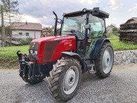 Traktor Massey Ferguson 2435 ST