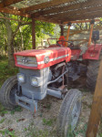 Traktor Massey Ferguson F130