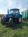 traktor New Holland