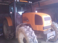 Traktor Renault 610