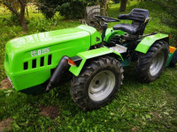 Traktor Tomo Vinković 830S
