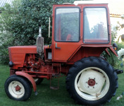 TRAKTOR VLADIMIREC T 25