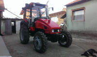 Traktor VTZ 2048