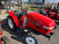 TRAKTOR YANMAR AF230