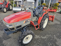 TRAKTOR YANMAR F 220