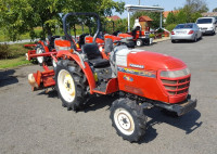 TRAKTOR YANMAR RS-240