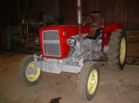 Ursus 335 86. godina u super stanju+ sve 4 nove gume!!!