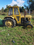 Ursus C355 sa kabinom