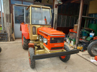 ZETOR 4718 PRODAJEM, KAO NOV