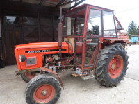 Traktor Zetor 5711