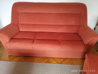 Dvije fotelje i trosjed sa ležajem