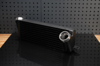 BMW E90/E91/E92/E93 Performance Intercooler – NOVO