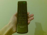 Daljinski za TV, Sony RM-842, original, korišten 3 mj., 30 eura