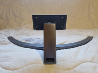 Prodajem novi stalak za TV LG