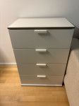 Komoda sa ladicama